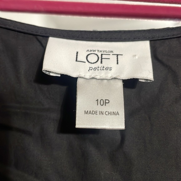 Ann Taylor Loft Petites black V neck dress with pleated collar size 10P cotton - Picture 6 of 14